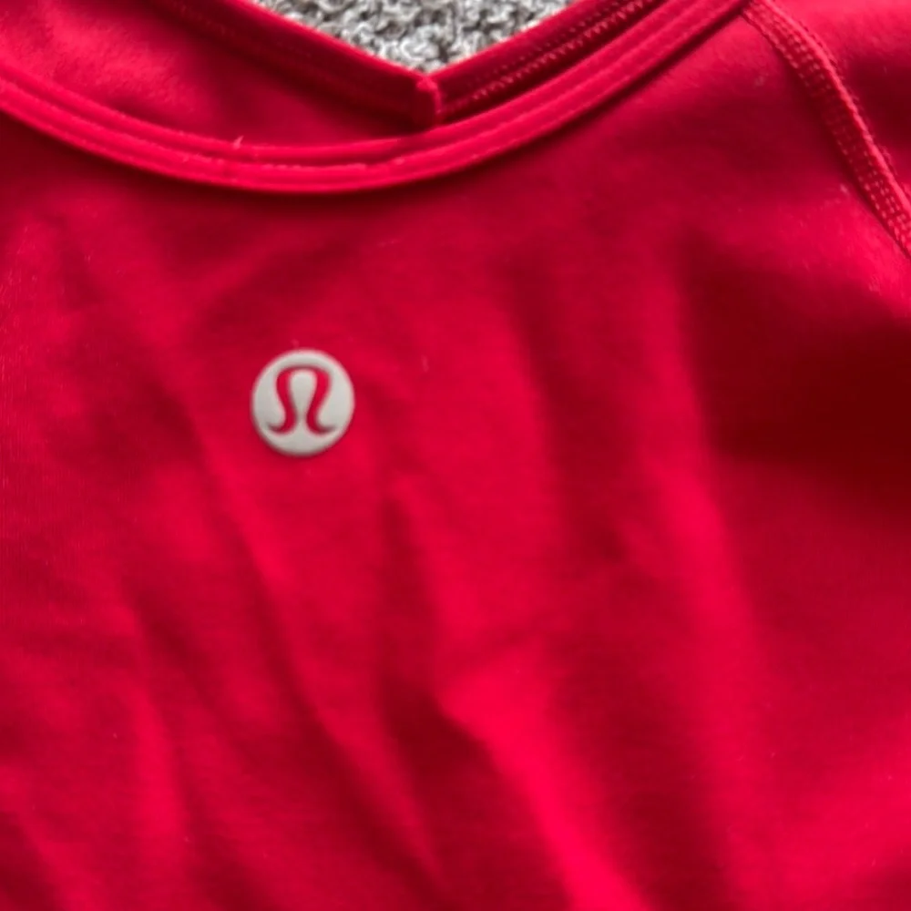 Lululemon Athletica Red Fitted Crop Bodysuit - Picture 2 of 3